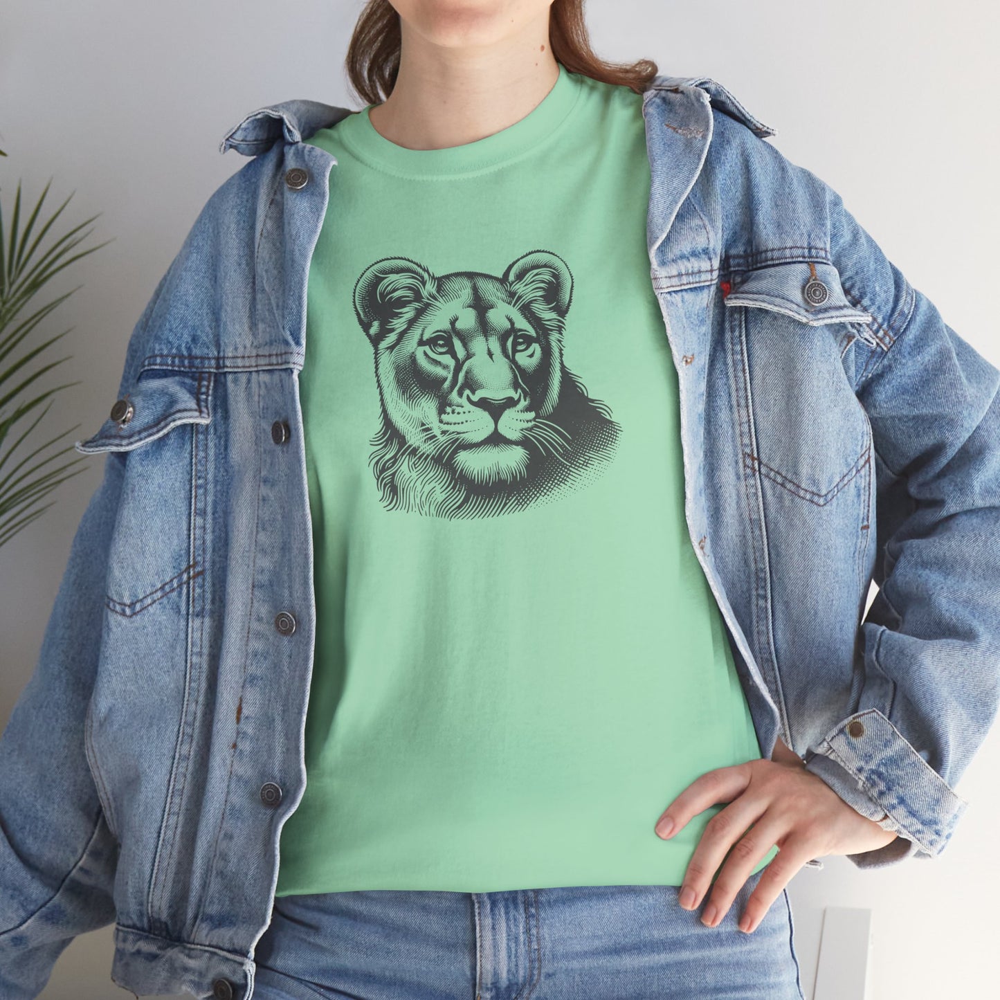 Savanna Queen Tee